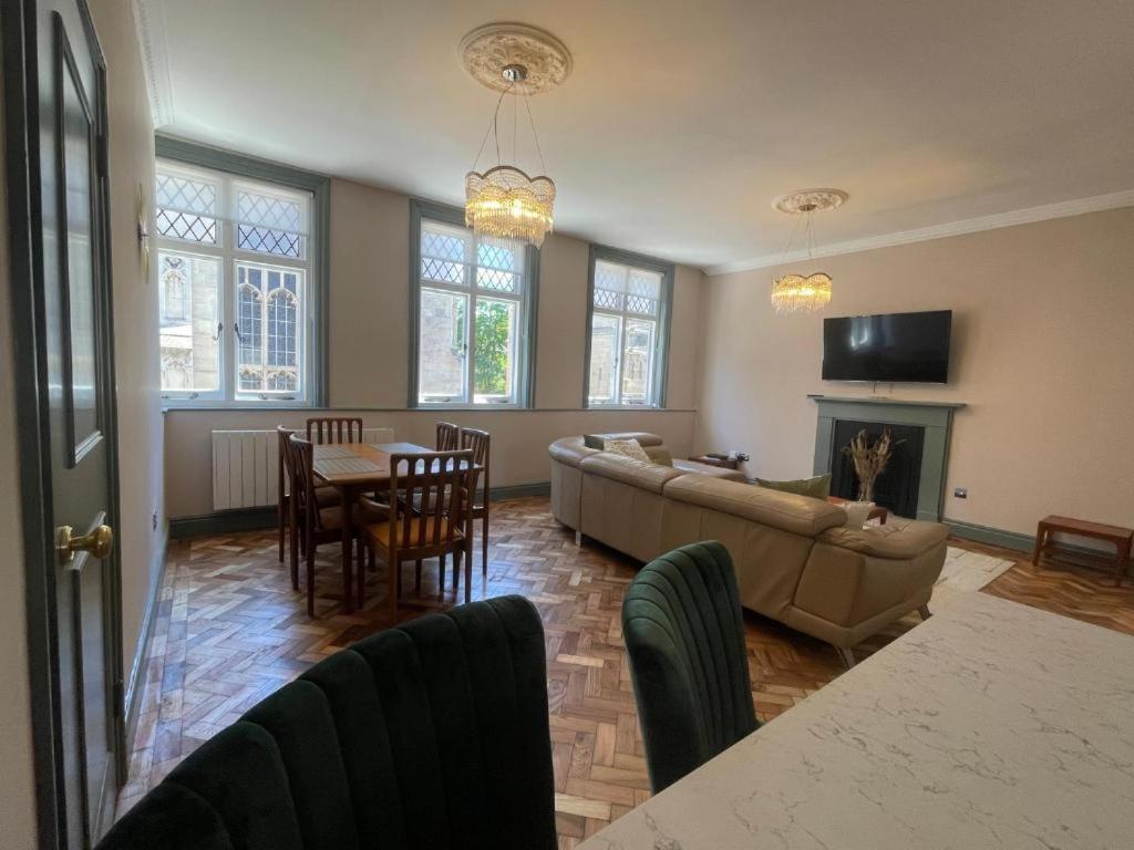 Cathedral View Apartment, Flat 4 Bury St. Edmunds Екстер'єр фото